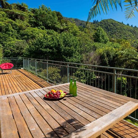 Serene Sounds - Anakiwa Holiday Home Exterior photo