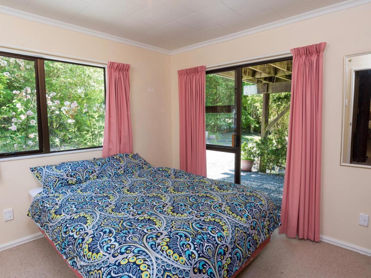 Serene Sounds - Anakiwa Holiday Home Exterior photo
